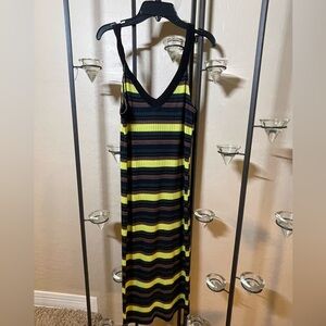 Splendid Bodycon Women’s Size Large VNeck Tank Midi Dress